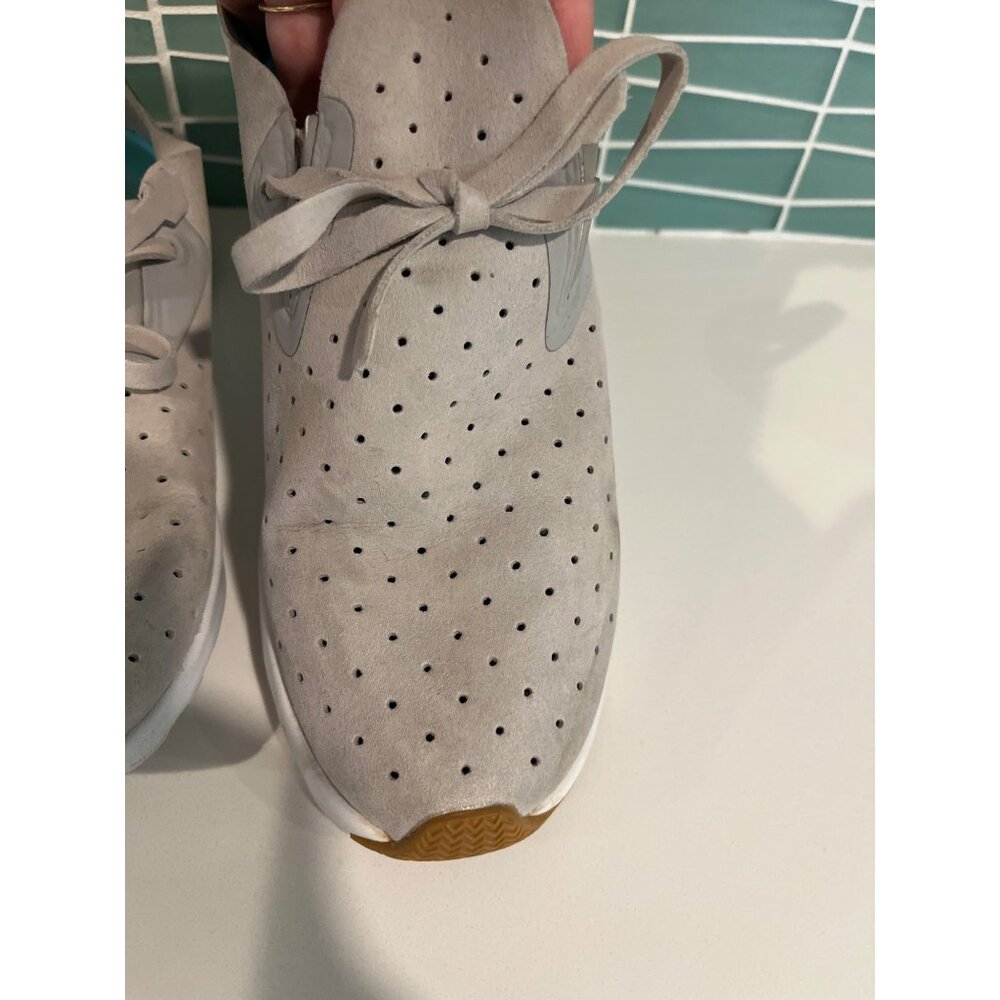 Native Apollo Shoes Sz 7